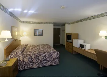 Americas Best Value Inn Litchfield hotel thumbnail 4