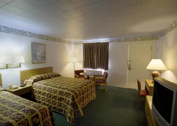 Americas Best Value Inn Litchfield hotel thumbnail 6