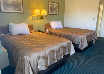 Regency Inn hotel thumbnail 3