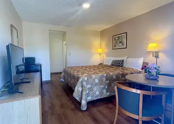 Regency Inn hotel thumbnail 6