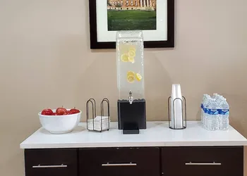 Comfort Inn & Suites Decatur - Forsyth hotel thumbnail 2