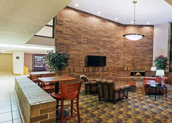 AmericInn by Wyndham Omaha hotel thumbnail 4