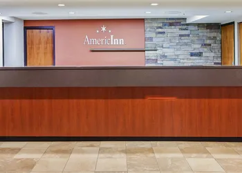 AmericInn by Wyndham Omaha hotel thumbnail 5