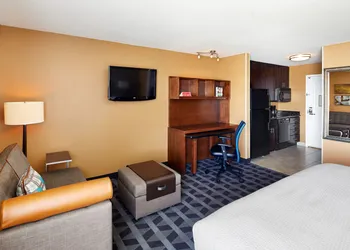 TownePlace Suites Midland hotel thumbnail 4
