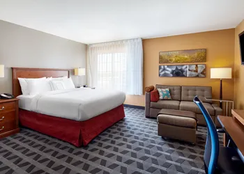 TownePlace Suites Midland hotel thumbnail 5