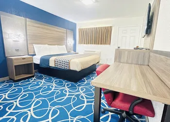 Budget Inn hotel thumbnail 4