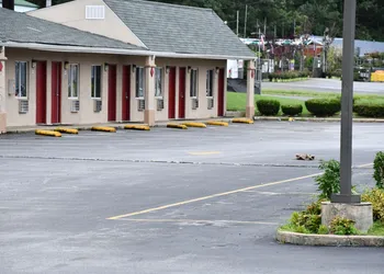 Budget Motor Lodge hotel thumbnail 7