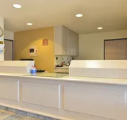 Econo Lodge Belle Fourche hotel detail image 5