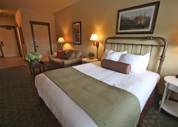 VI at Homestead hotel thumbnail 6