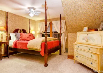 Follansbee Inn hotel thumbnail 4