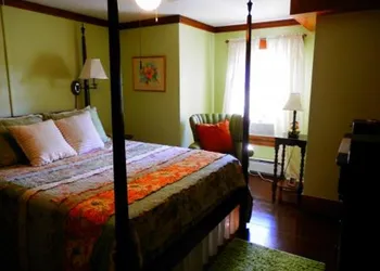 Follansbee Inn hotel thumbnail 8
