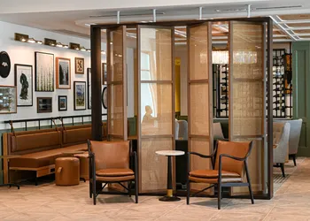 Six South St Hotel hotel thumbnail 2