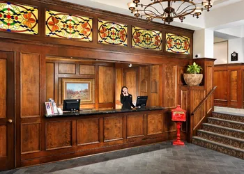 Huntingdon Hotel and Suites hotel thumbnail 2