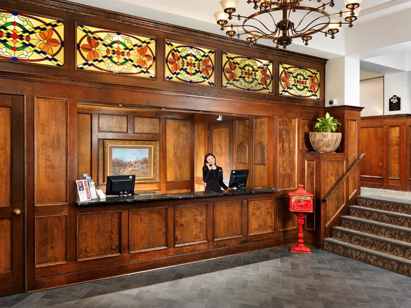 Huntingdon Hotel and Suites hotel detail image 2