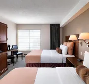 Huntingdon Hotel and Suites hotel detail image 4