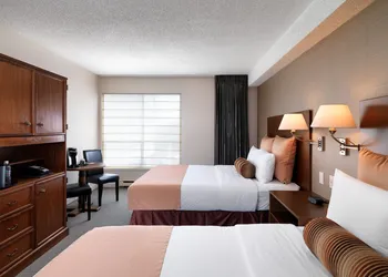 Huntingdon Hotel and Suites hotel thumbnail 4