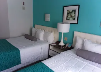 Howard Johnson by Wyndham Tifton GA I-75 hotel thumbnail 4
