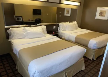 Microtel Inn & Suites by Wyndham Timmins hotel thumbnail 4
