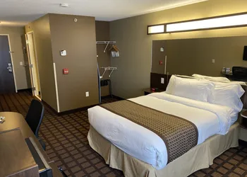 Microtel Inn & Suites by Wyndham Timmins hotel thumbnail 7