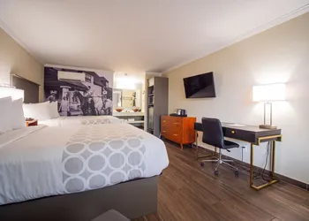 Equus Inn Ocala hotel thumbnail 7
