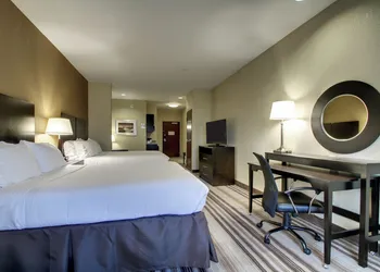 Holiday Inn Express Hotel & Suites Natchez South by IHG hotel thumbnail 8