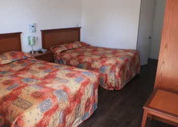 Grand Motel Saint-Hubert hotel thumbnail 6