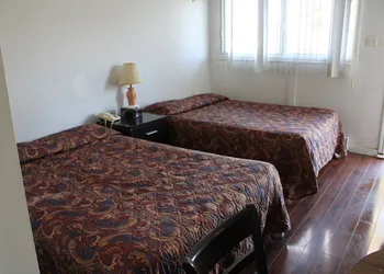 Grand Motel Saint-Hubert hotel thumbnail 7