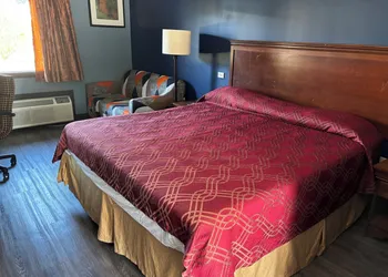 Budget Inn Express hotel thumbnail 7