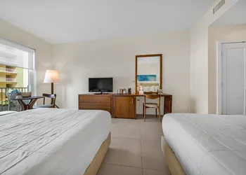 Peninsula Island Resort & Spa - Beach Front Property at South Padre Island hotel thumbnail 4