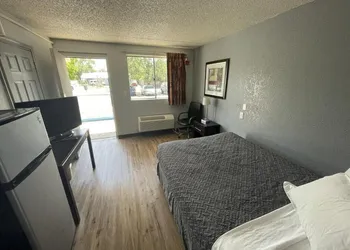 Rodeway Inn Albuquerque West hotel thumbnail 8
