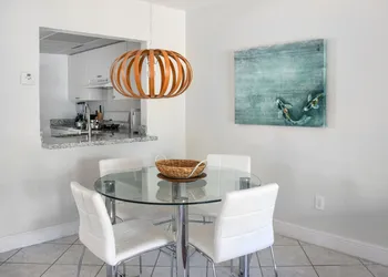 Coral Reef at Key Biscayne hotel thumbnail 4