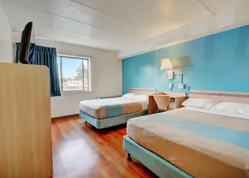 Motel 6 Newport, RI hotel thumbnail 6