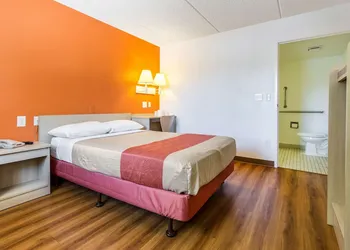Motel 6 Tempe, AZ – Phoenix Airport – Priest Dr hotel thumbnail 7