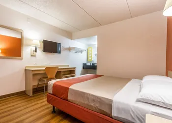 Motel 6 Tempe, AZ – Phoenix Airport – Priest Dr hotel thumbnail 8