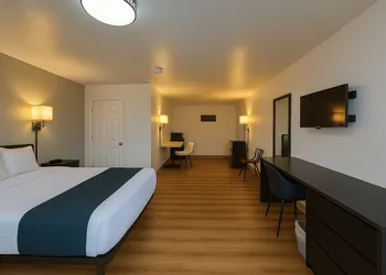 Motel 6 Duluth, MN hotel thumbnail 8