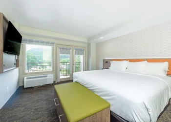 Best Western Plus Apple Valley Lodge Pigeon Forge hotel thumbnail 4