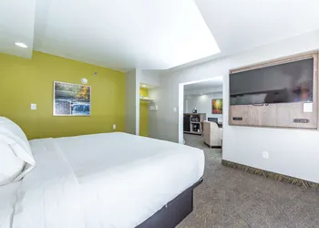 Best Western Plus Apple Valley Lodge Pigeon Forge hotel thumbnail 5
