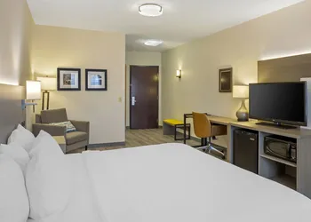 Comfort Inn & Suites Sayre hotel thumbnail 5