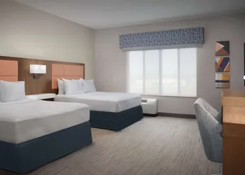 Hampton Inn & Suites Williston hotel thumbnail 8