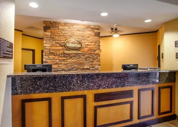 Suburban Studios Cedar Falls hotel thumbnail 2