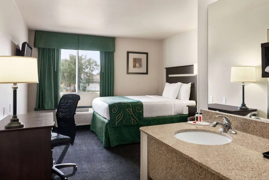 Travelodge by Wyndham McAlester hotel detail image 6