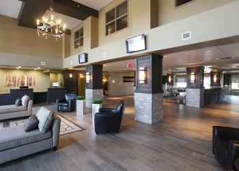 Pomeroy Inn & Suites at Olds hotel thumbnail 4