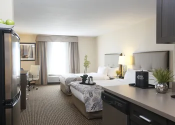 Pomeroy Inn & Suites at Olds hotel thumbnail 6