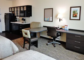 Candlewood Suites Odessa by IHG hotel thumbnail 2