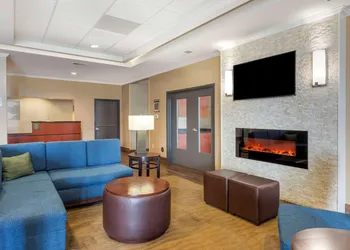 Comfort Inn & Suites Blytheville hotel thumbnail 4