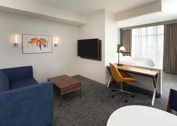 Holiday Inn Express Miami Airport Blue Lagoon Area by IHG hotel thumbnail 7