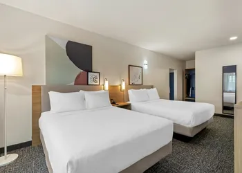 Spark by Hilton Wilkes Barre hotel thumbnail 5