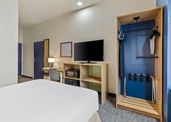 Spark by Hilton Wilkes Barre hotel thumbnail 6