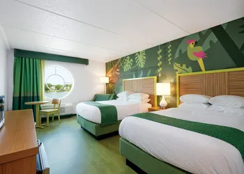 Cedar Point's Castaway Bay hotel thumbnail 7