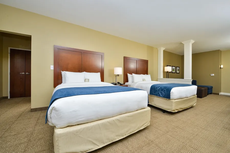 Comfort Suites Airport - University hotel detail image 6